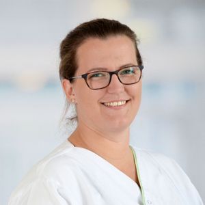 Marie Therese Stolz Pflegerische Leitung (Innere Medizin/Kardiologie, Kardiologie) - Amalie Sieveking Krankenhaus Hamburg Marie Therese Stolz Pflegerische Leitung (Innere Medizin/Kardiologie, Kardiologie) - Amalie Sieveking Krankenhaus Hamburg
