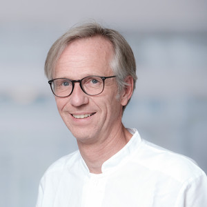 Porträt Stephan Winkel, Leitender Oberarzt, Herzchirurgie, Albertinen Herz- und Gefäßzentrum