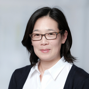 Porträt Sandie Kim, Sekretariat Allgemeine Innere Medizin und Nephrologie, Albertinen Krankenhaus, Hamburg-Schnelsen Porträt Sandie Kim, Sekretariat Allgemeine Innere Medizin und Nephrologie, Albertinen Krankenhaus, Hamburg-Schnelsen